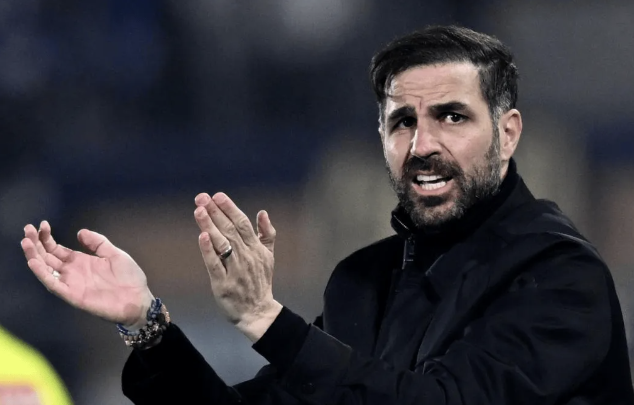 开云体育-38岁小法封神！意甲黑马2-1逆转罗马：4连胜杀入前4 差米兰6分