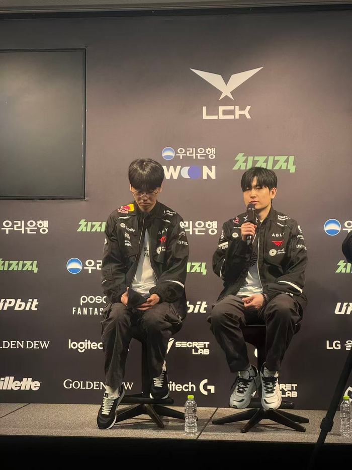 KT横扫T1赛后Doran选手与Tom教练接受采访|Gen.G战队|Doran-崔玄准|lpl|电竞赛事讨论|败者_新浪体育_新浪新闻